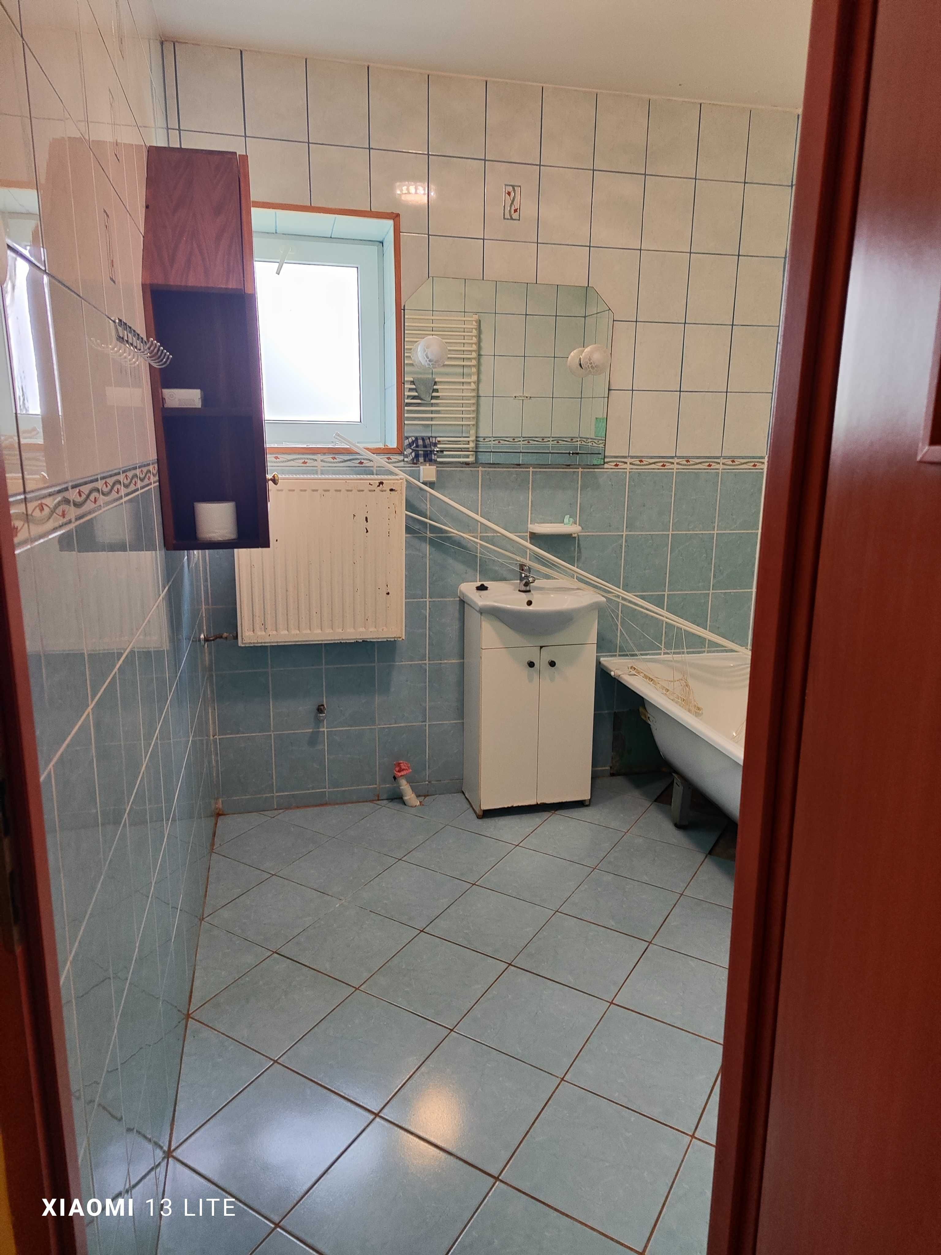 Sprzedam dom w zabudowie szeregowej.