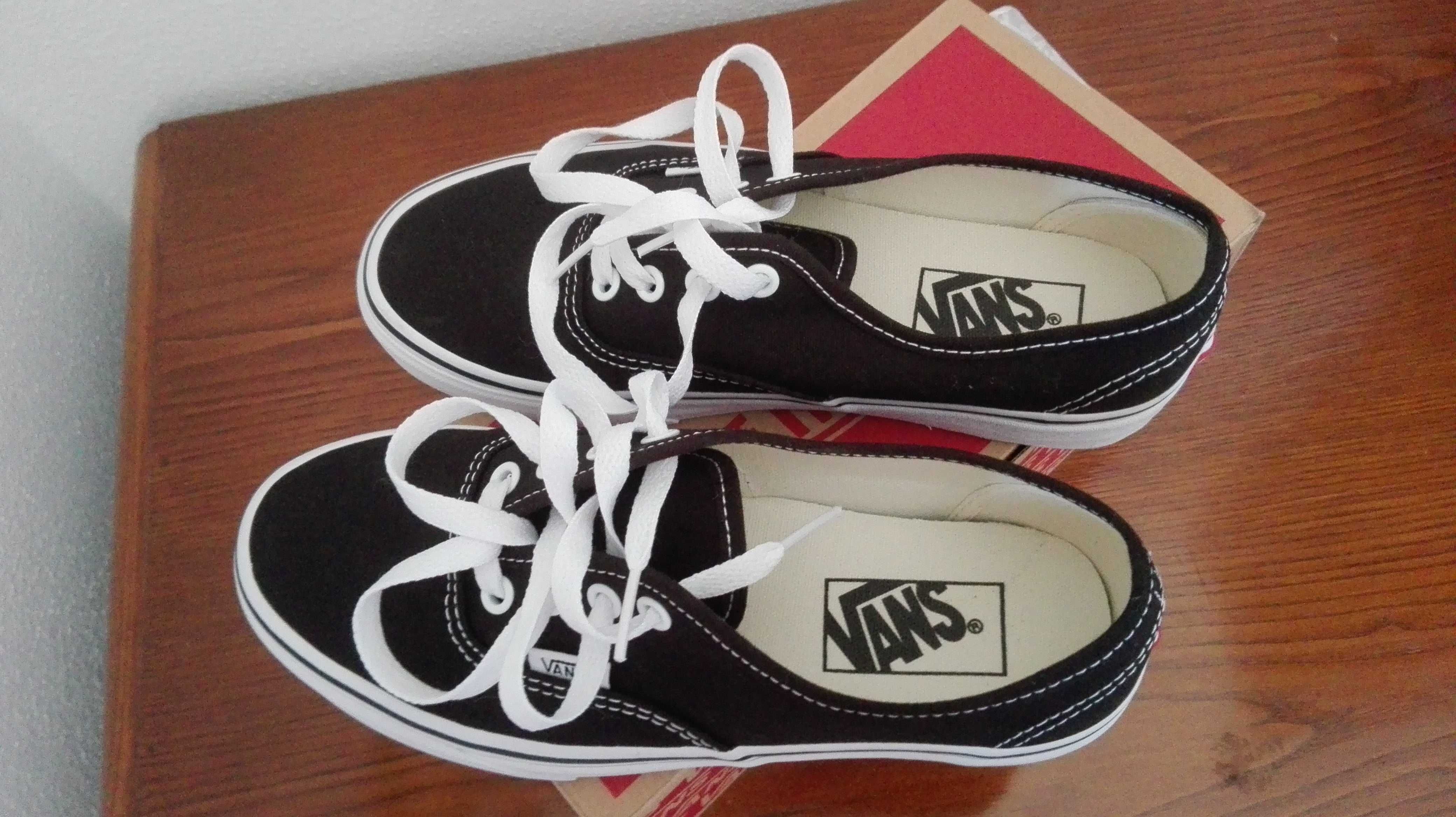 Vans clássicas NOVAS - nº 36,5