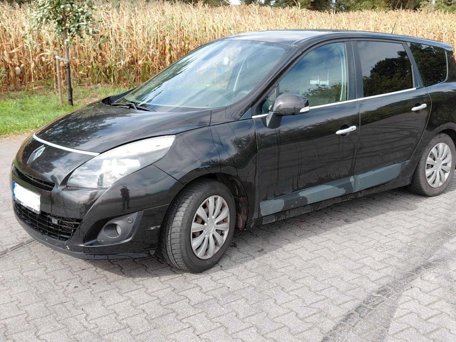 Sprzedam Renault Grand Scenic 2010 – 1.9 dCi Diesel