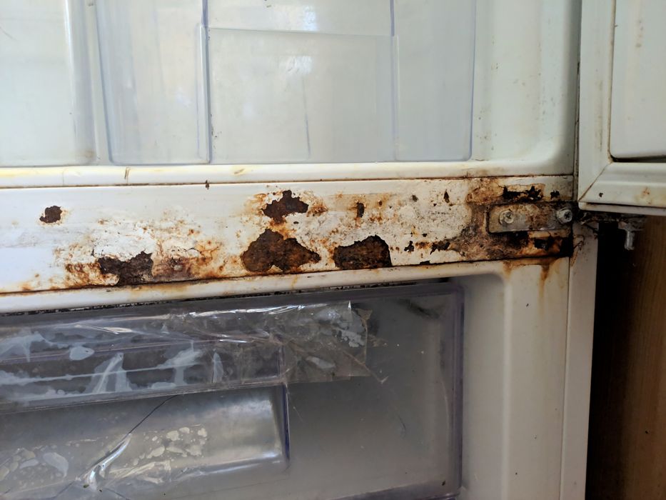 Продам холодильник полки ящики Zanussi на деталі під ремонт ZRB940PWH2