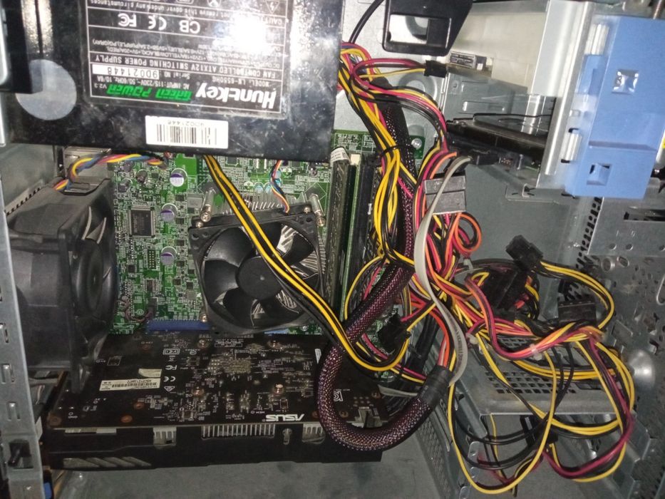 Komputer stacjonarny