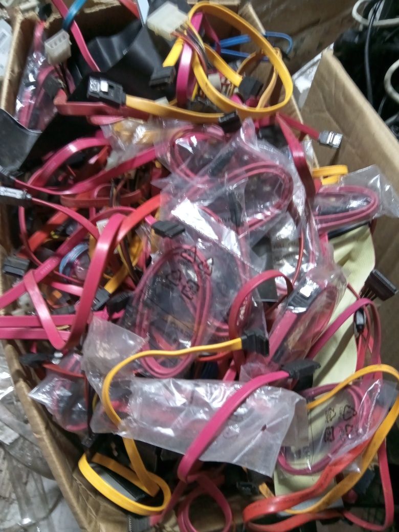 Кулера,кабеля,usb,vga,dvi