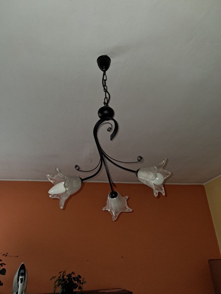 Lampa wisząca czarna 3 klosze