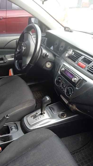 Продам ланцер 9 2008року