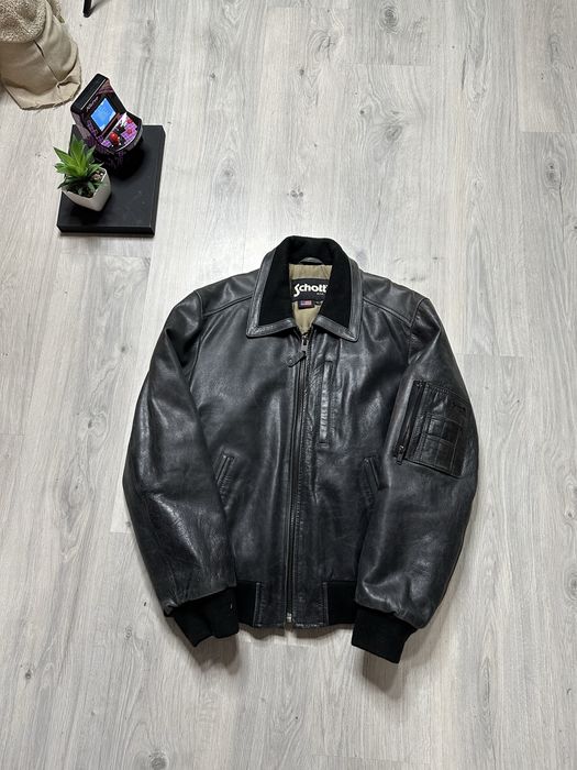Вінтажна кожанка-бомбер Schott