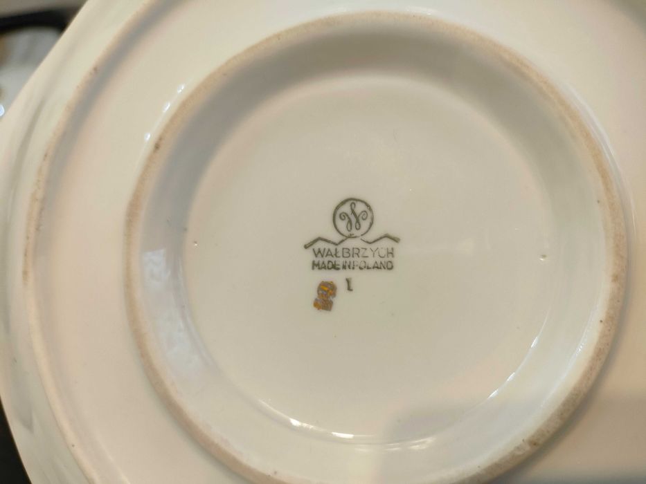 Porcelana PRL-u super stań