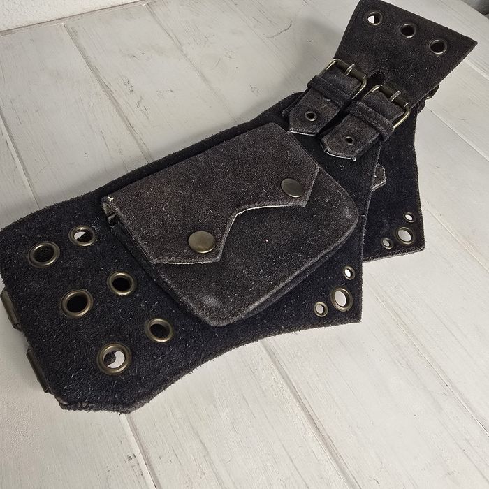 Поясная сумка шоколадного цвета  из замши — индийский хендмейд (Гоа)