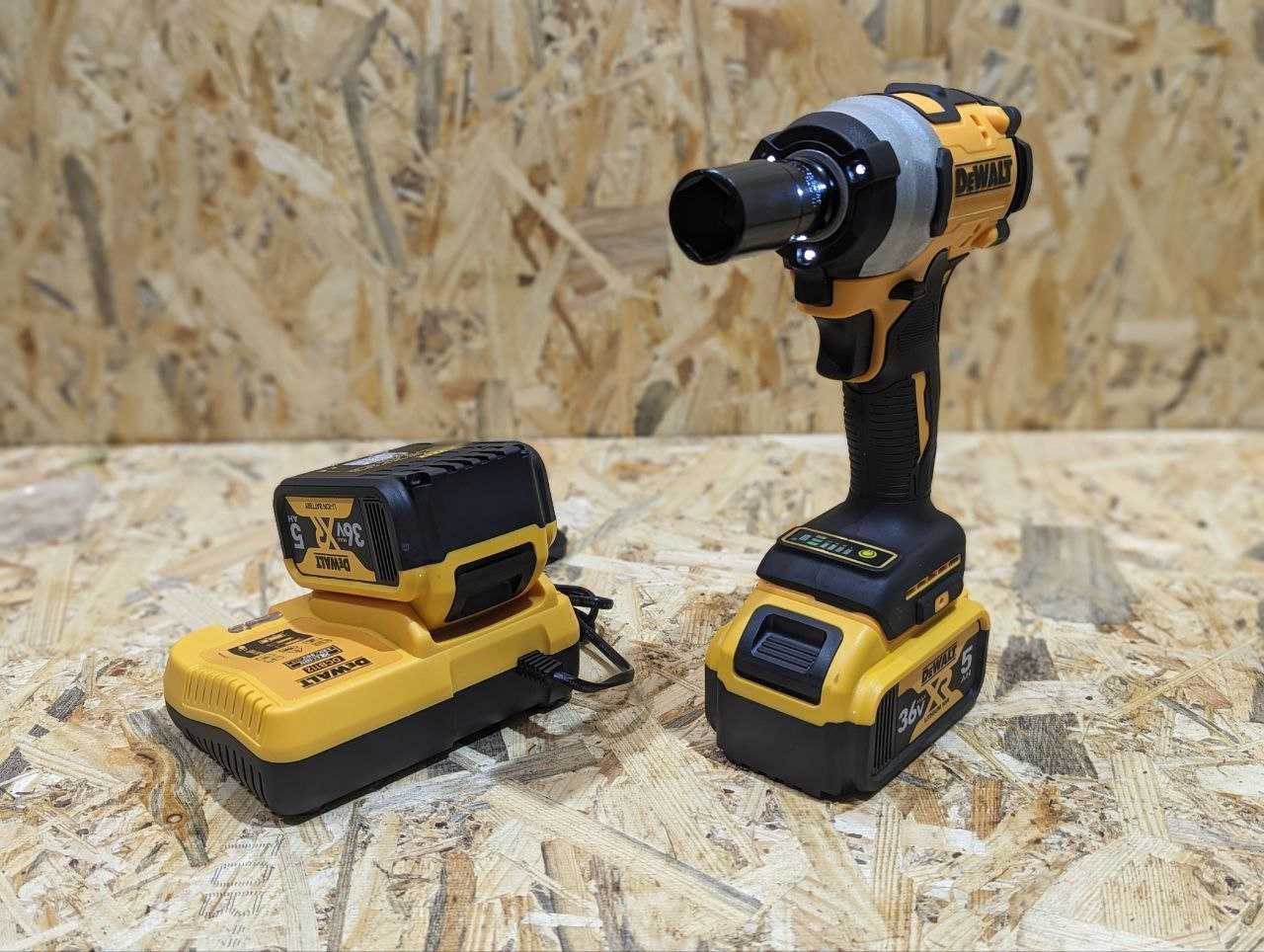 Гайковерт акумуляторний  DeWALT DCF922D2T / Гвинтоверт Деволт 36V8А