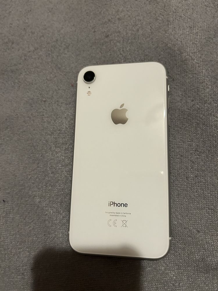 iPhone XR 64GB używany