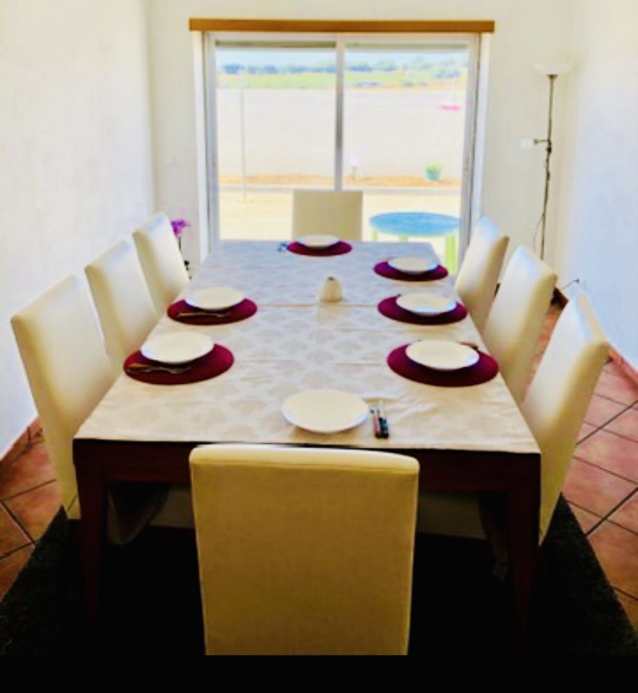 Moveis de qualidade! Preços reduzidos! Mesa, Frigorífico, Beliche…