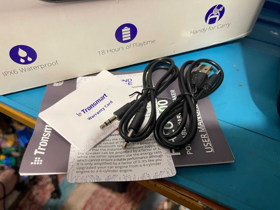 Колонка Tronsmart Halo 100 мощностью 60W с RGB эффектами