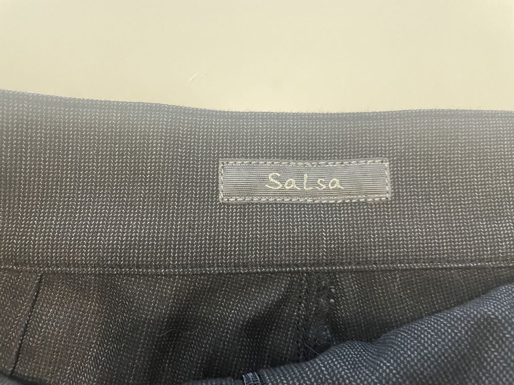 Calças Salsa cinzentas capri, tamanho 26