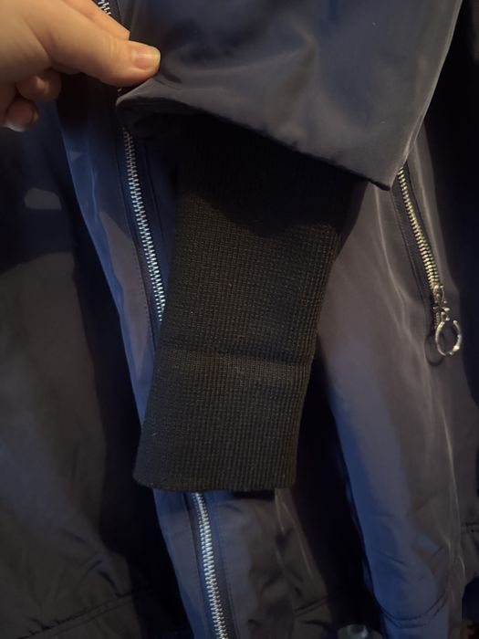 Парка жіноча темно синя