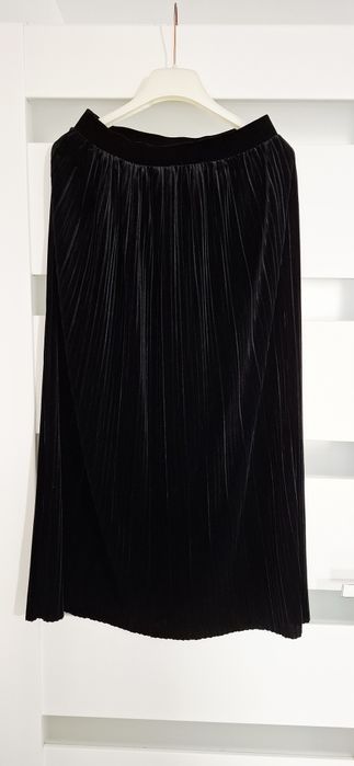 Piękna czarna spódnica M Sinsay nowa jesień zima