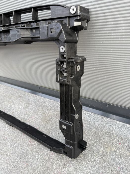 Pas przedni wzmocnienie czolowe VW Golf VII waski