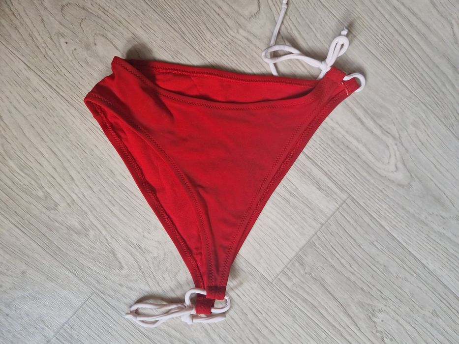 Купальник красный женский р. S-M