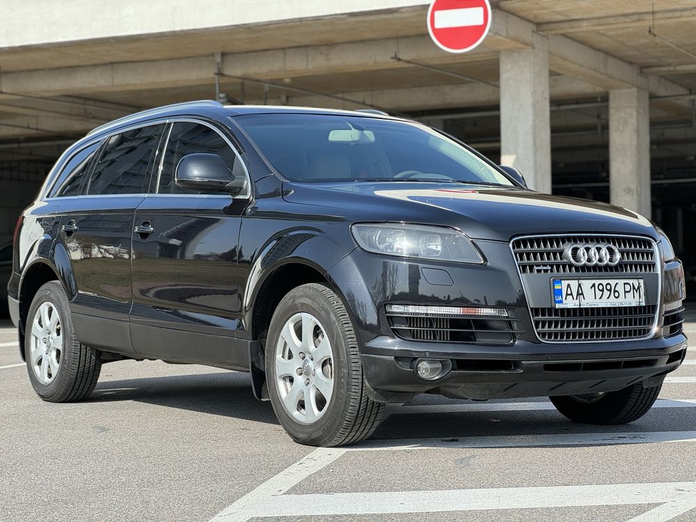 Audi Q7  Quattro