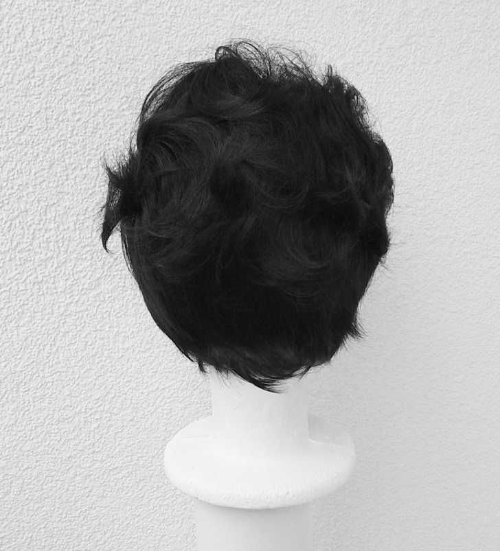 Krótka czarna peruka męska z przedziałkiem cosplay wig czarny krótki