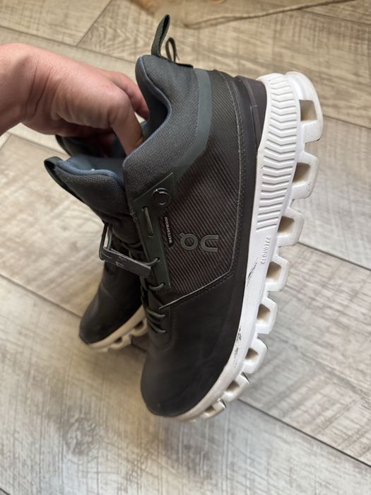 Ботінки ON Swiss Engineering Waterprof ( 40.5 p ) 26.5 cn