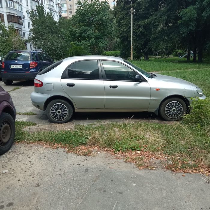 Гарне роботяще авто