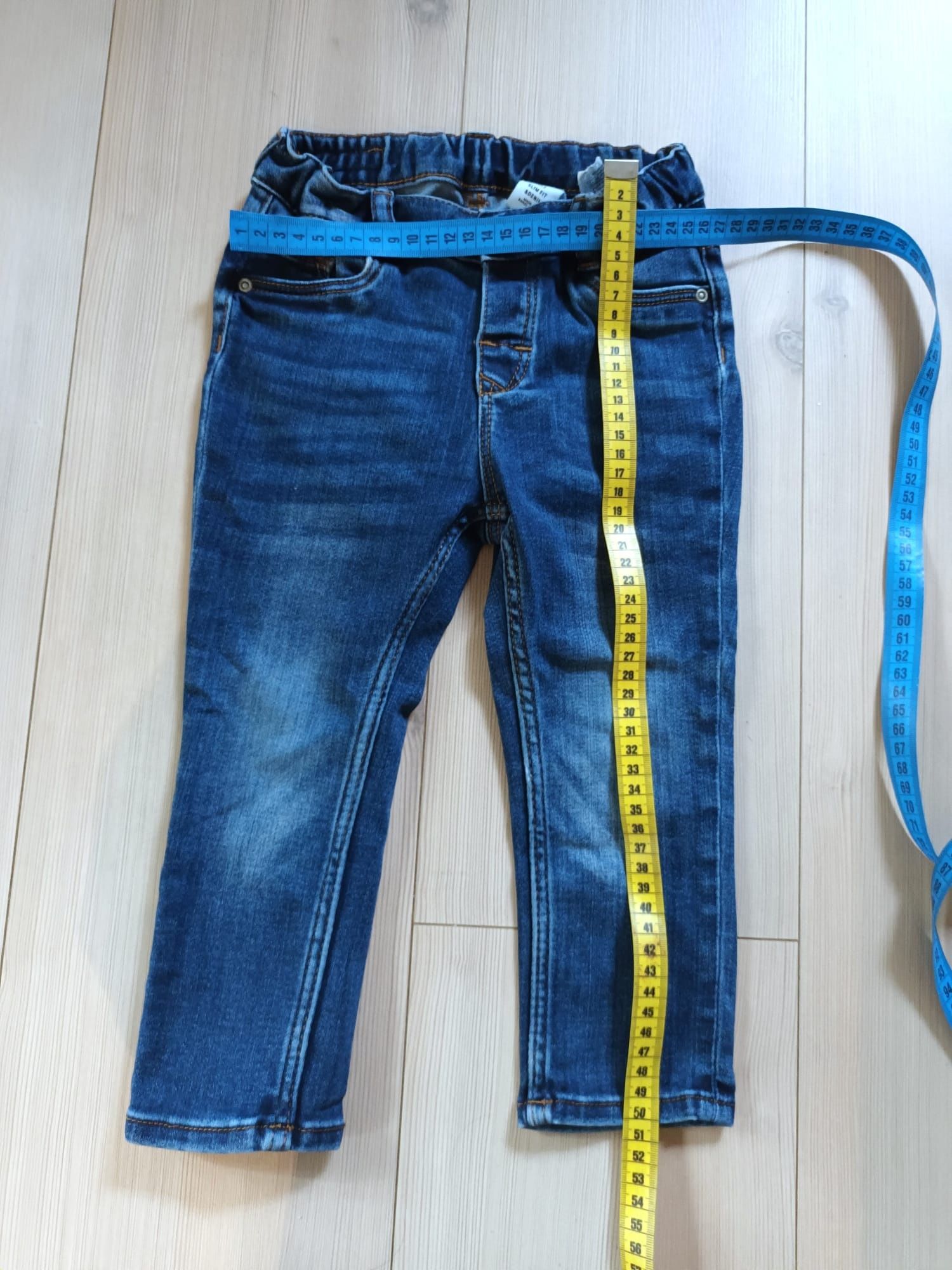 H&M slim fit spodnie jeans jeansowe 92 98 miękkie i elastyczne wygodne