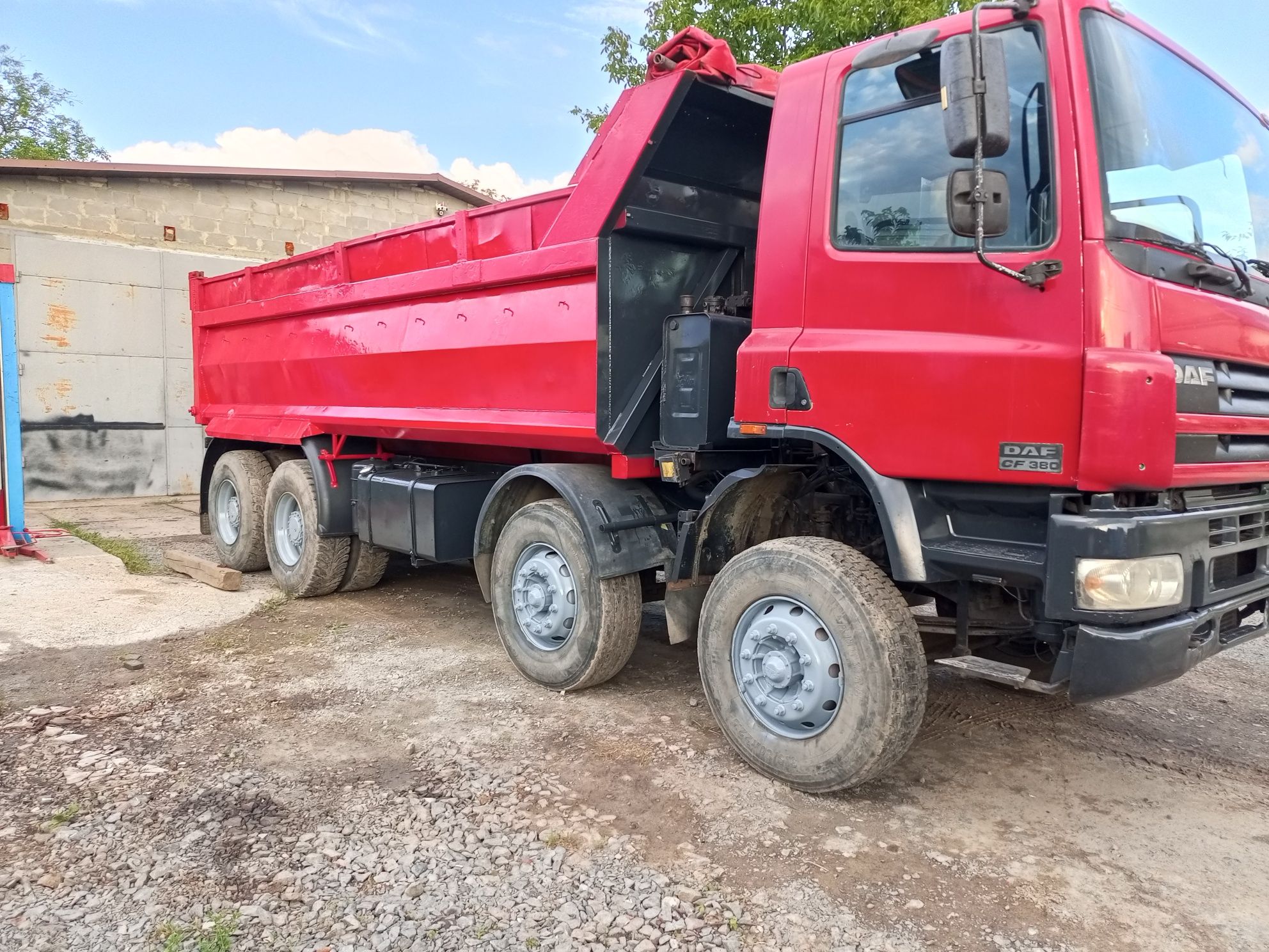 Продам самоскид DAF CF 85