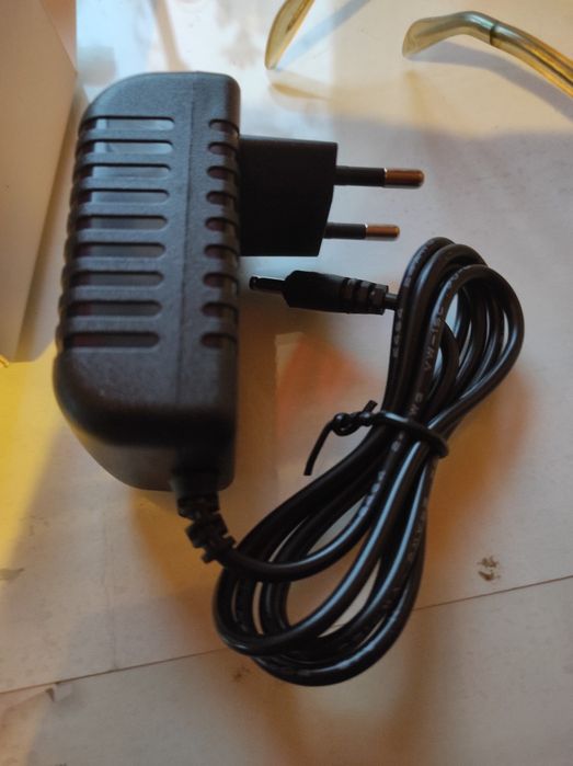 Зарядка li-ion, литий -полимерных АКБ 4.2в, 2а новая