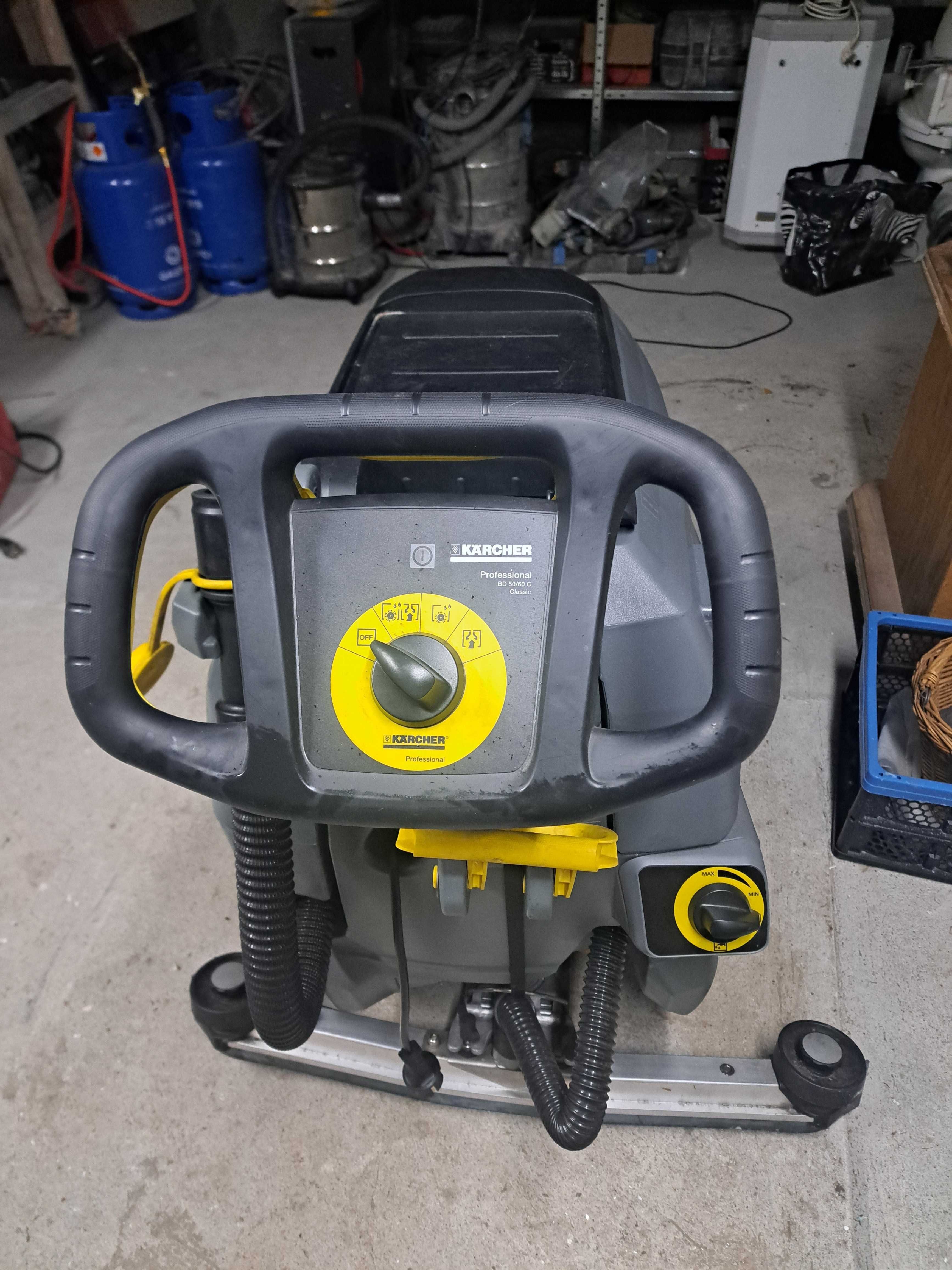 Szorowarka, myjka KARCHER BD 50/60 C Ep Classic jak nowa