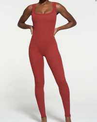 Bodysuit skims новый