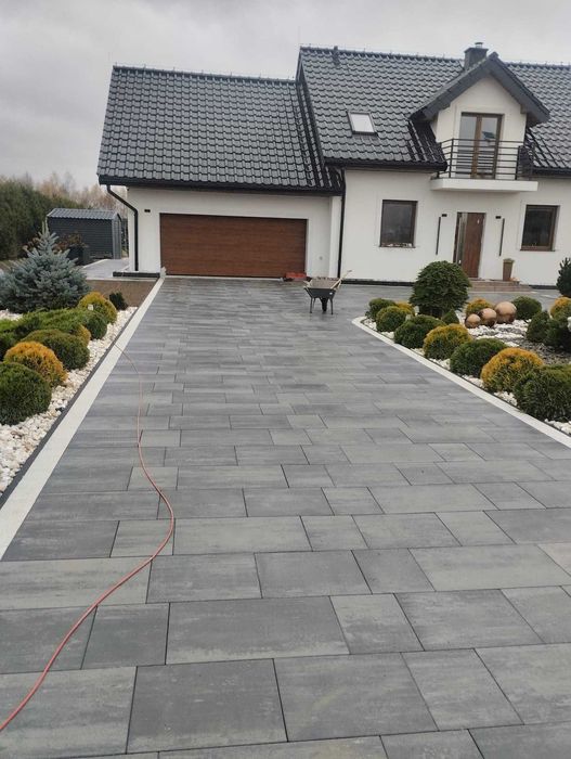 usługi budowlane,Płyty betonowe,płyty fundamentowe,brukarka