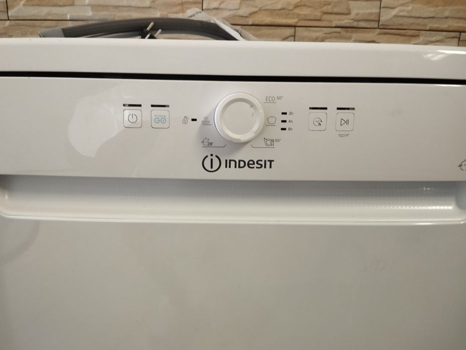 Maquina lavar loiça Indesit