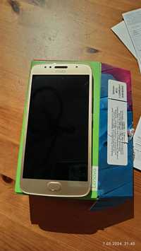 Motorola Moto G5s złota XT1794 3/32Gb