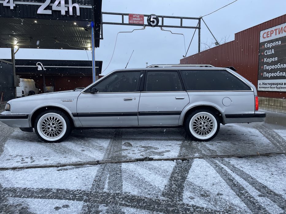 Oldsmobile Cutlass Cruiser