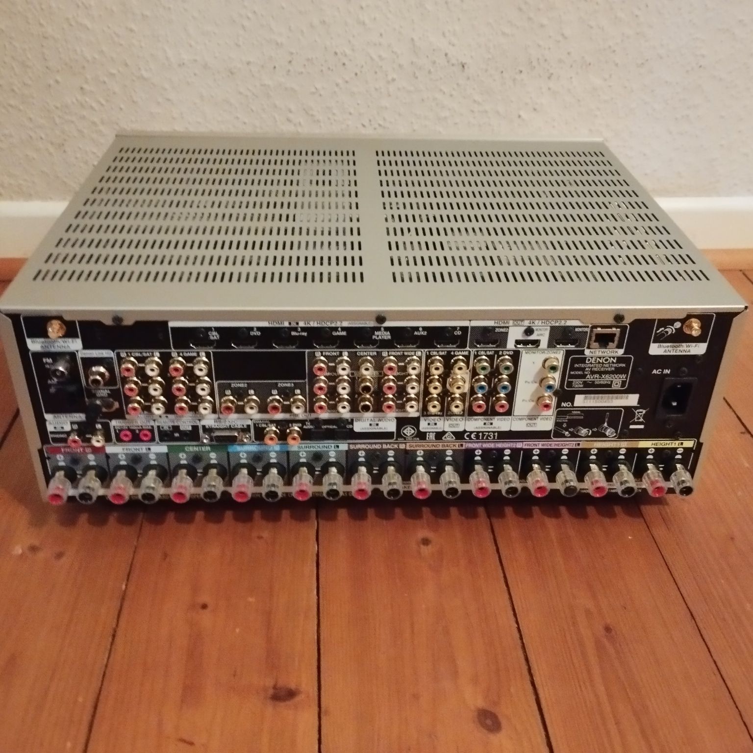 Amplituner DENON AVR X6200W, Auro 3D Update, stan idealny