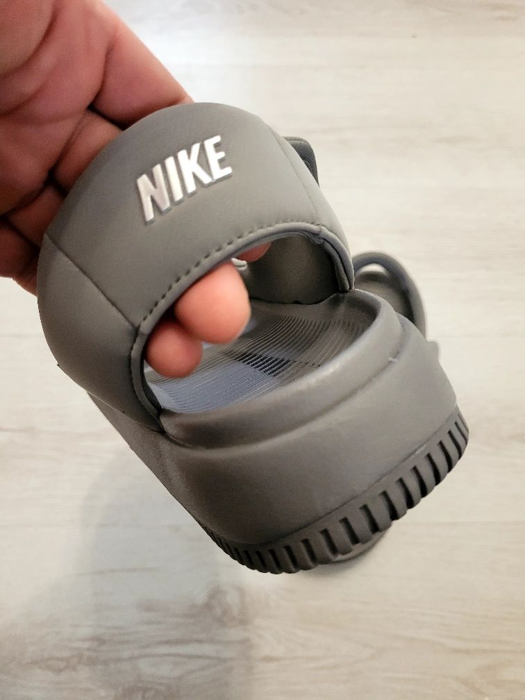 Сандалии NIKE CALM SANDALS нові original