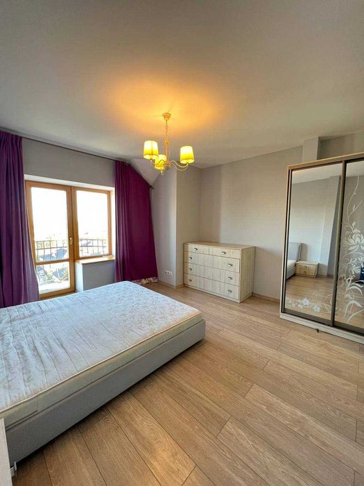 3 кімнатна квартира в центрі міста / Постанови та Програми