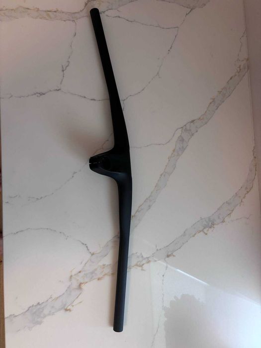 Kierownica zintegrowana Gemini Pröpus  Carbon