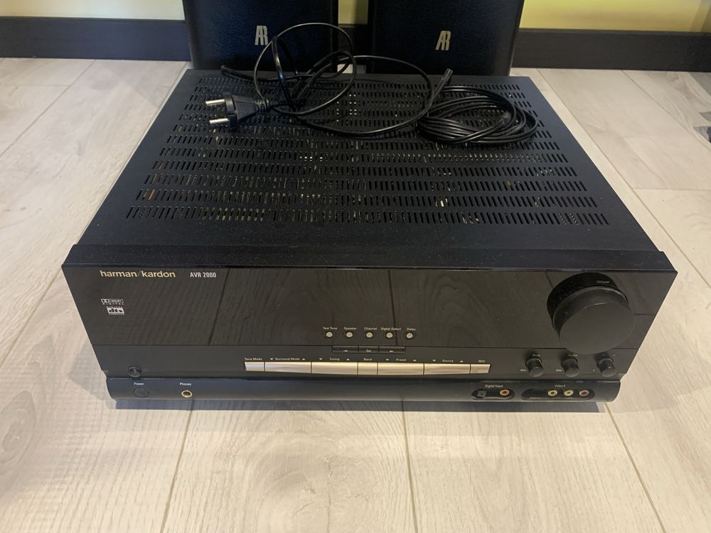 Усилитель Harmon Kardon AVR2000