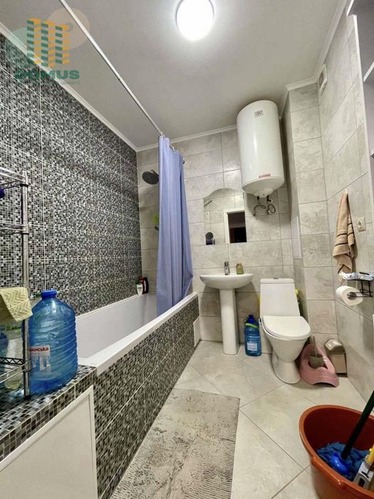 Продам 2 комн в ЖК на Старицкого! С ремонтом и мебелью!