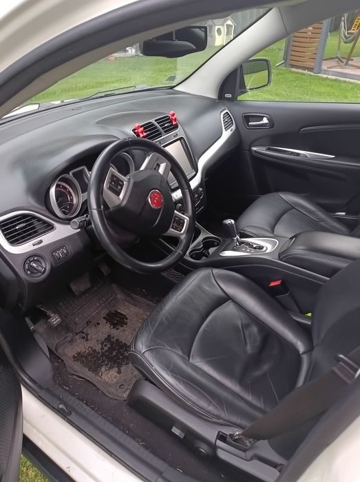 Fiat Freemont Black Code biała perła 142 tys 4x4 190hp