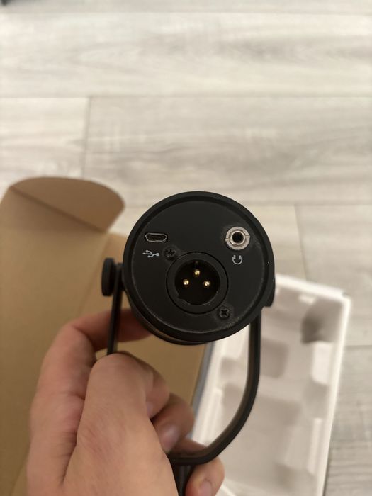 Shure MV7-K (USB / XLR)
