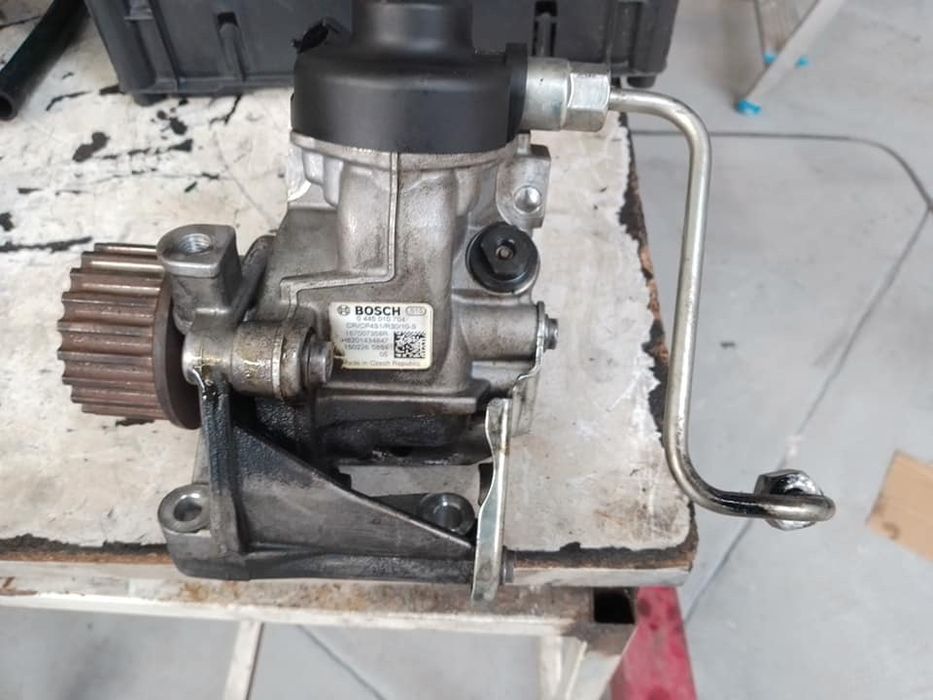 Bomba combustível alta pressão Bosch / dacia