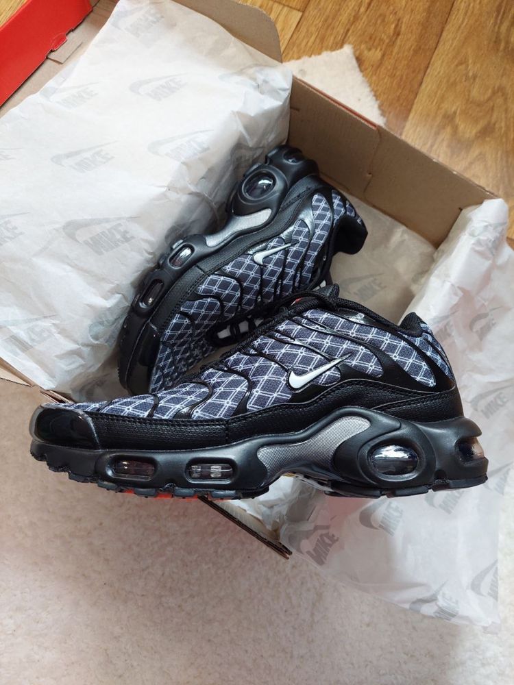 Кроссовки Nike Air Max TN Terrackape Plus black white