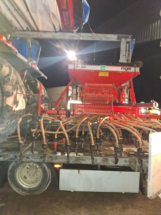 Siewnik pneumatyczny brona aktywna agregat roger falc 3m komputer