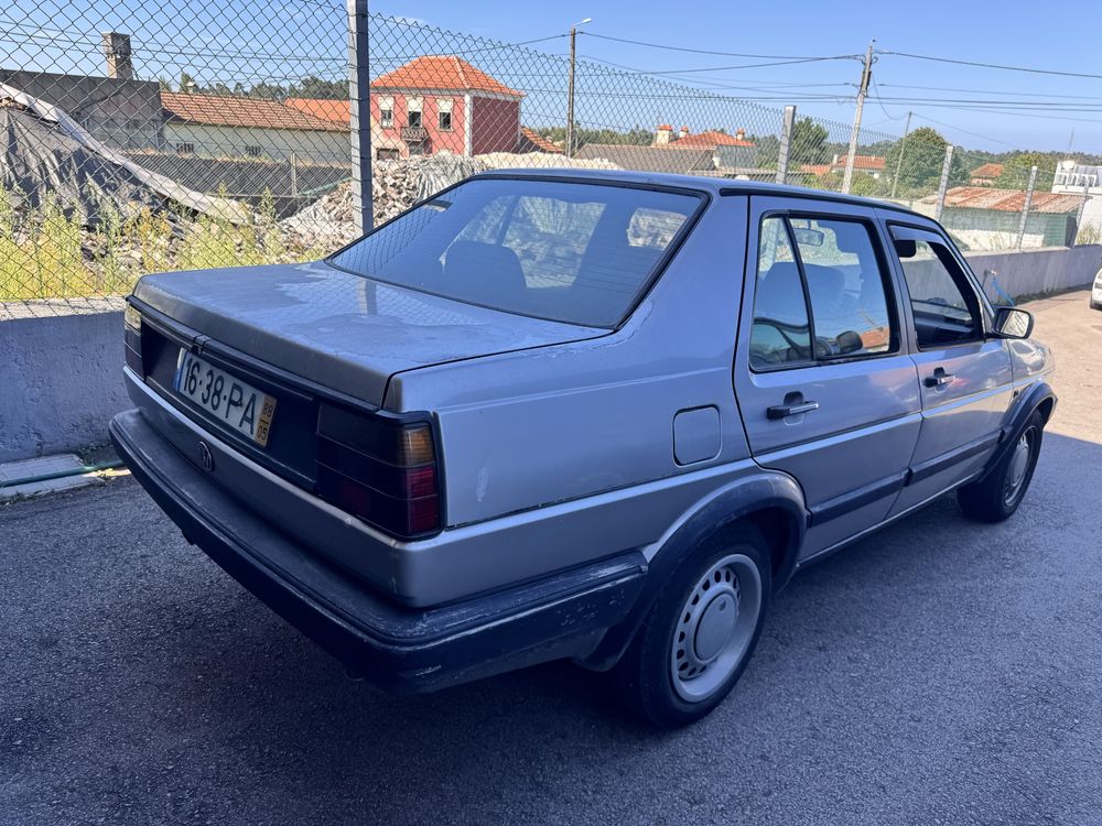 VW Jetta 1.6TurboDiesel