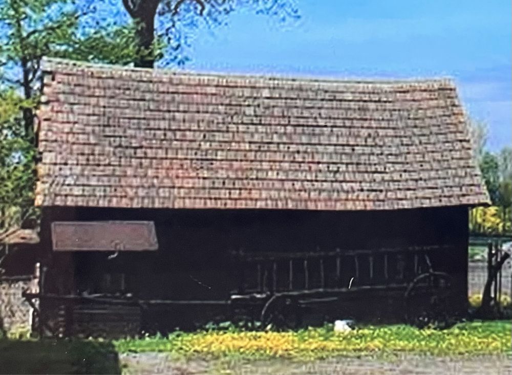 Stara drewniana stodoła