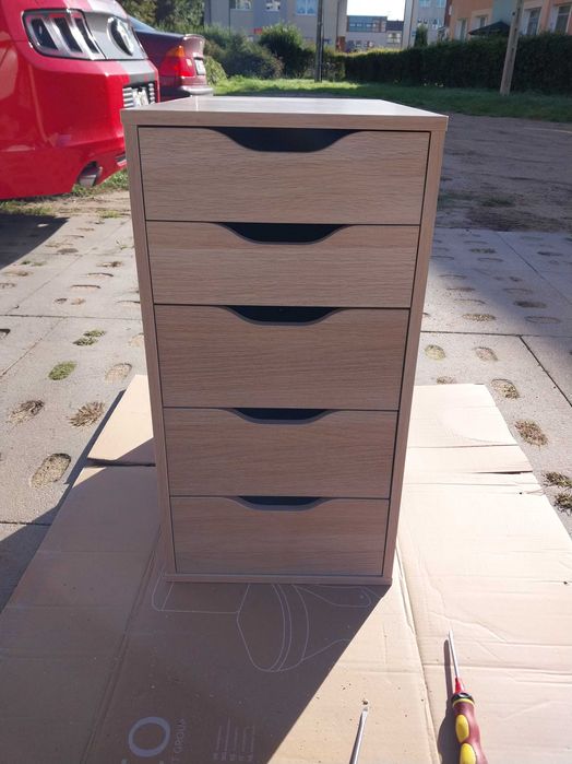 Тумбочка ikea alex