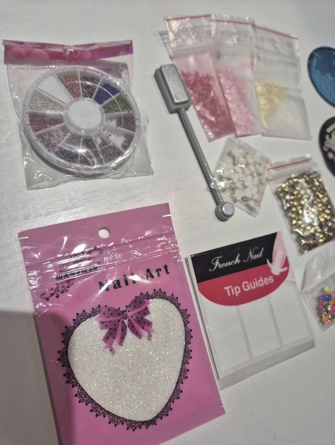 Zestaw ozdob do paznokci manicure pedicure