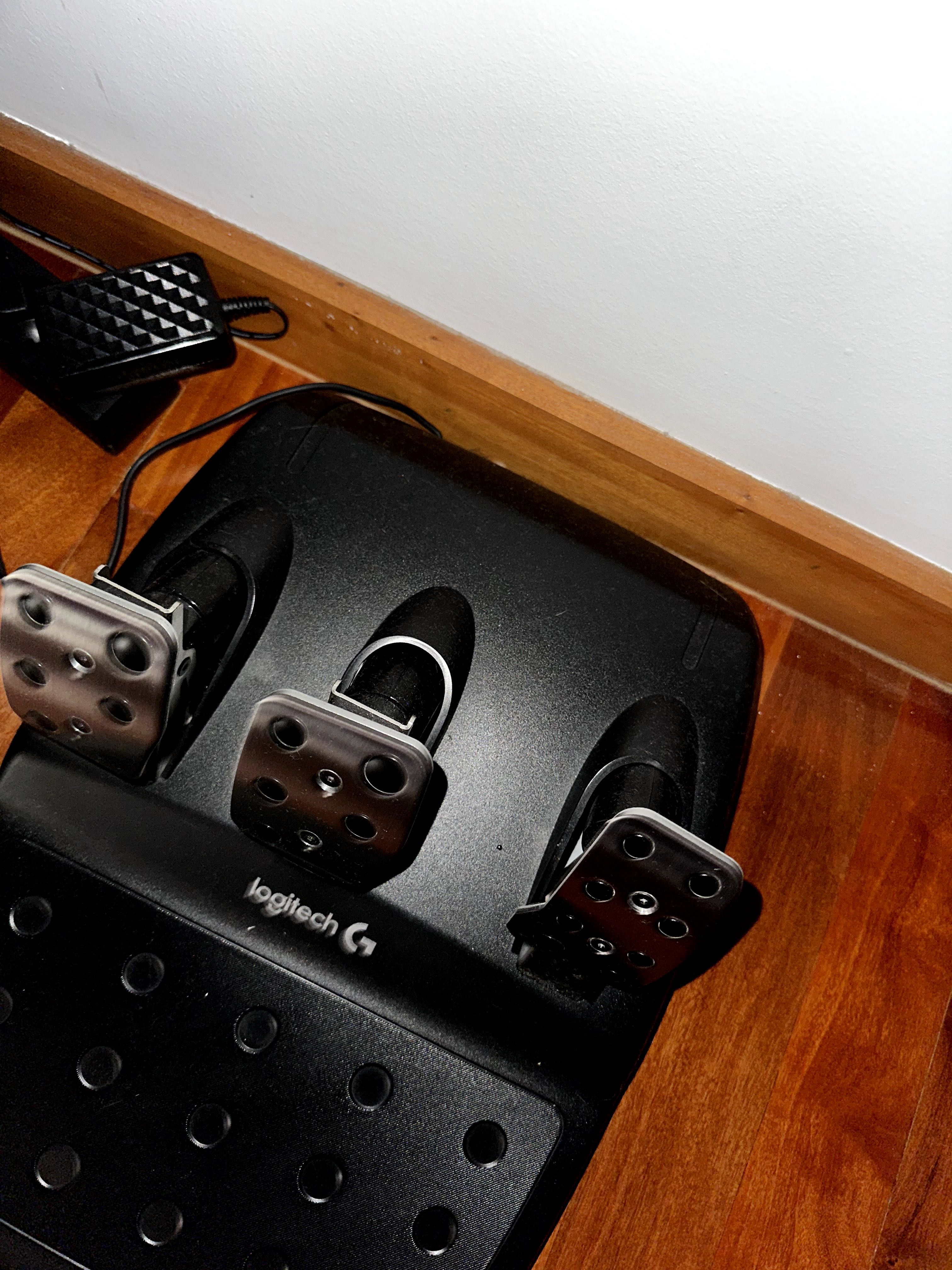 Volante Logitech g29 Driving force
