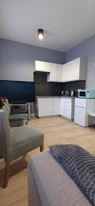 Kawalerka, mieszkanie, pokoje na doby,godziny. Parking,centrum